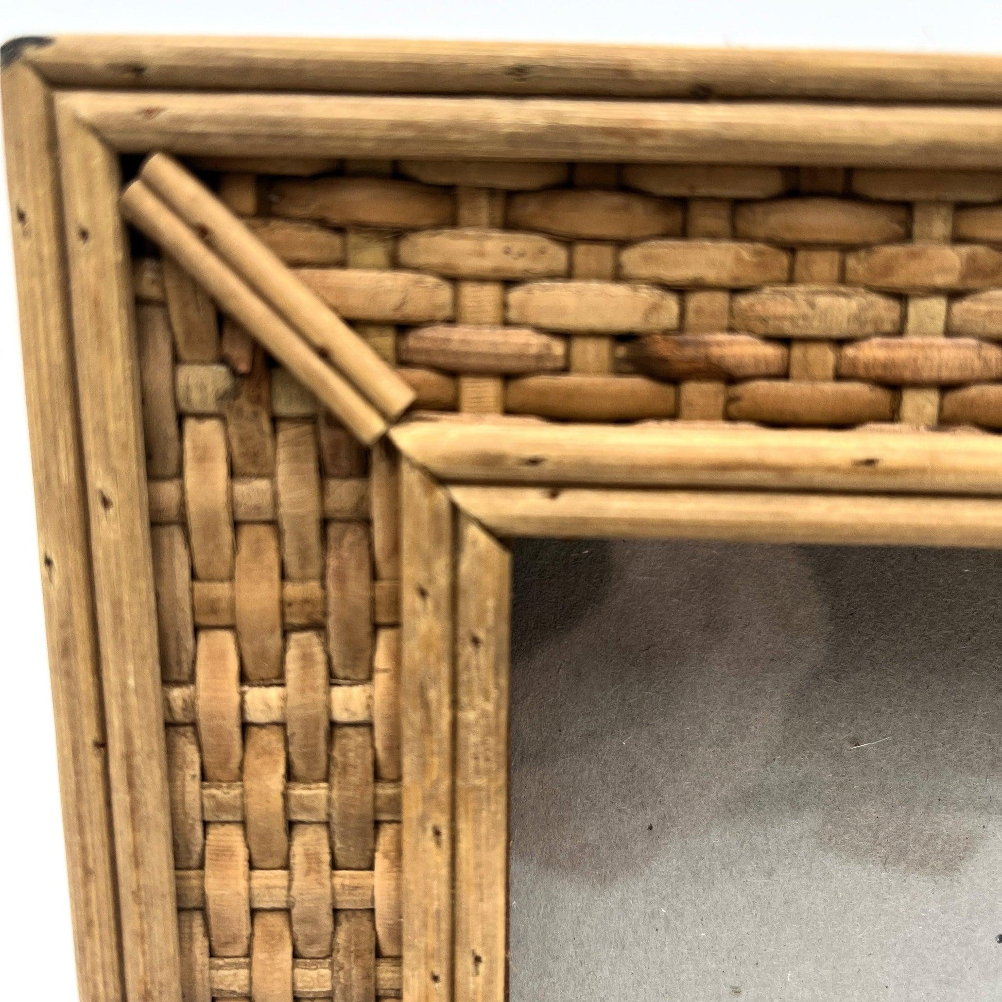 This frame, crafted from rattan, adds a touch of traditional country house charm to any home