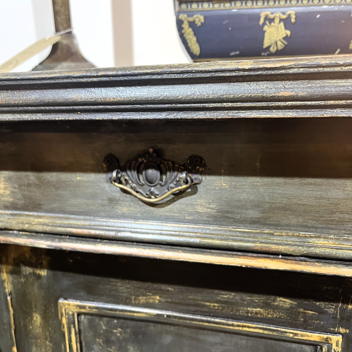 This is an old vintage painted sideboard. It has been cleaned inside and out, properly prepared, and the exterior painted with a paint finish to give an aged patina effect.