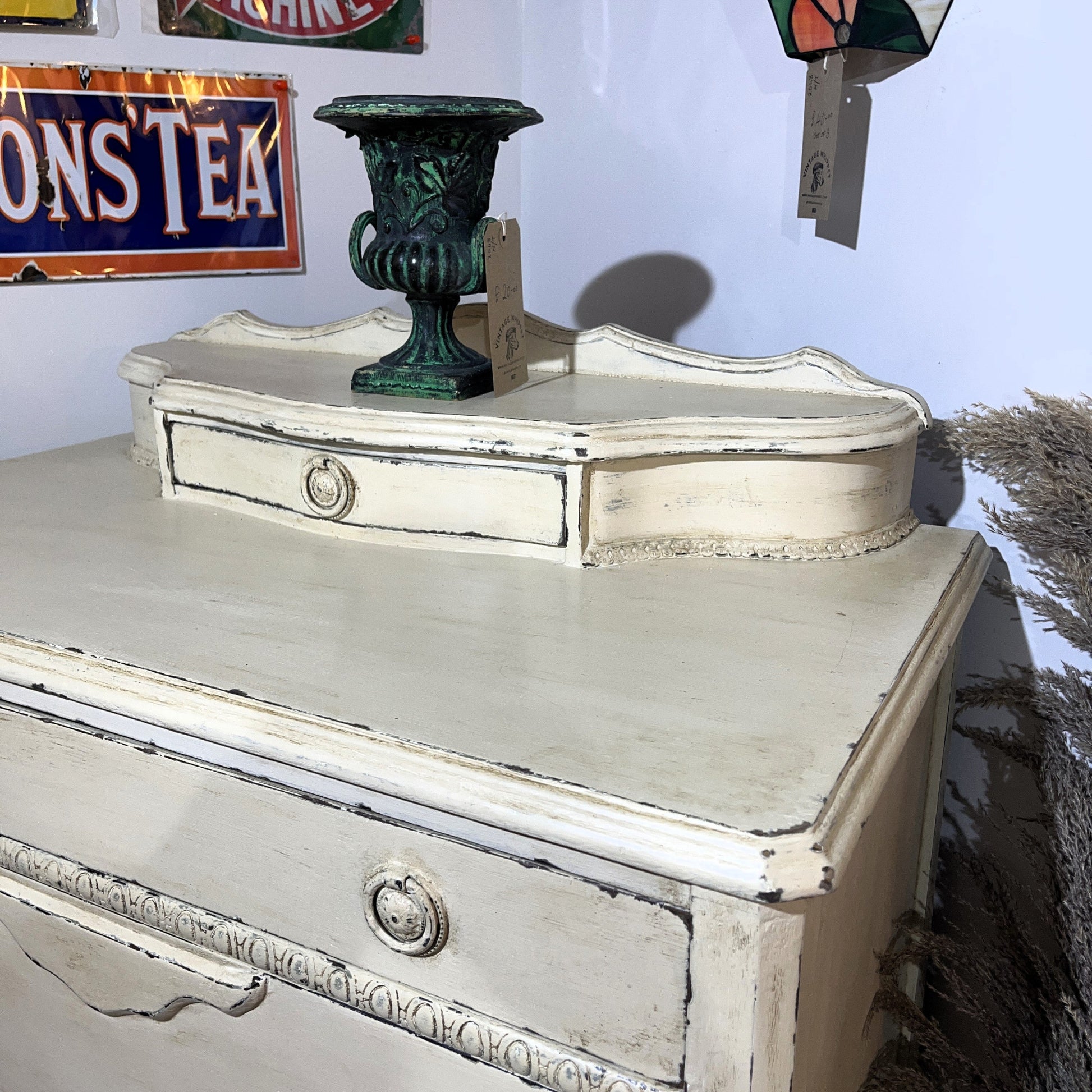This is an elegant vintage painted dressing table featuring a small drawer on the top. It has been cleaned inside and out, properly prepared.