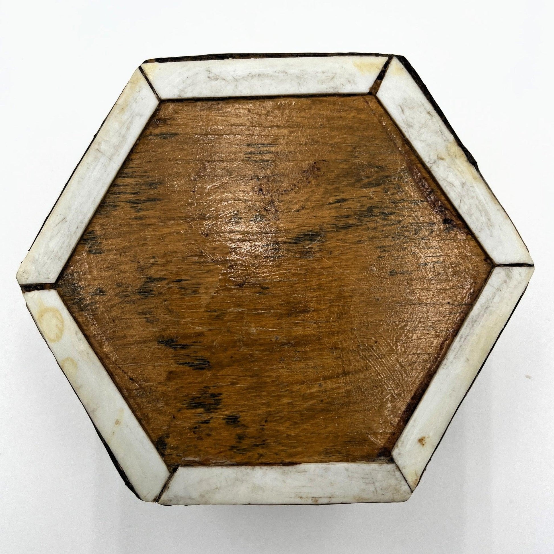 vintage hexagonal mosaic box, traditionally crafted in the Middle East with artisan techniques. 