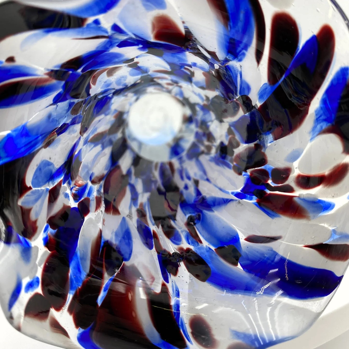 While this style is frequently attributed to Murano (Italy) due to its vibrant colours and handcrafted look, it is also highly characteristic of Bohemian/Czech art glass from the mid-20th century.